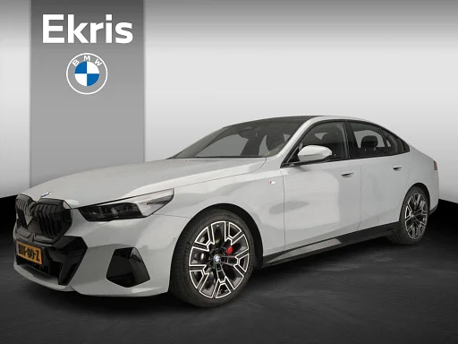 BMW 520 5 Serie Sedan 520i | M-Sportpakket | LED | HUD | Tetto Pano | sedili sportivi | sedili riscaldati | DAB | Harman-kardon sound | Alu 20 inch