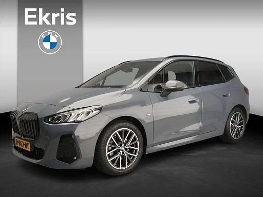 BMW 218 Active Tourer 2 Serie 218i | M-Sportpakket | LED | Leder | navigatie | sedili sportivi | Shadow line | DAB | Alu 18 inch