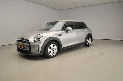 MINI Cooper 5 doors automatico / PDC / aria condizionata / Cruise / LED / Getint glas / Alu wielen