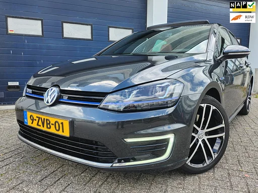 Volkswagen Golf 1.4 TSI GTE Highline | PANO | VOLLEDER
