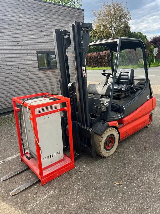 Linde E30-01