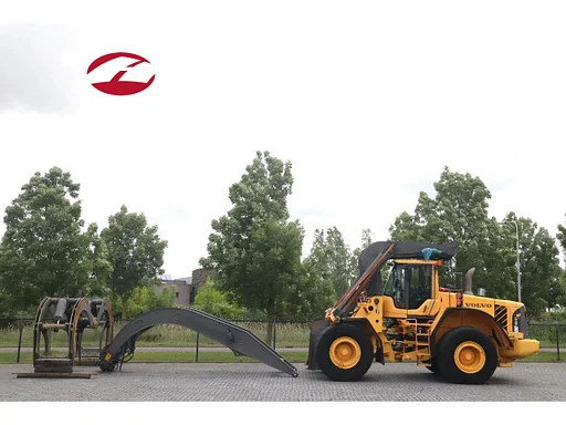 Volvo L180 F HL | HIGH-LIFT | LOG STACKER | HOLZ GRAPPLE