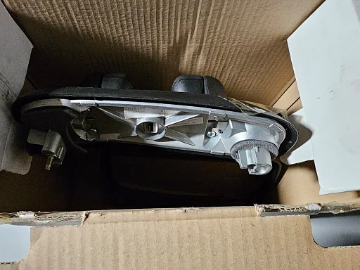 Buitenspiegel electrisch nieuw rechts zwart ongespoten Opel Vivaro A 93161125