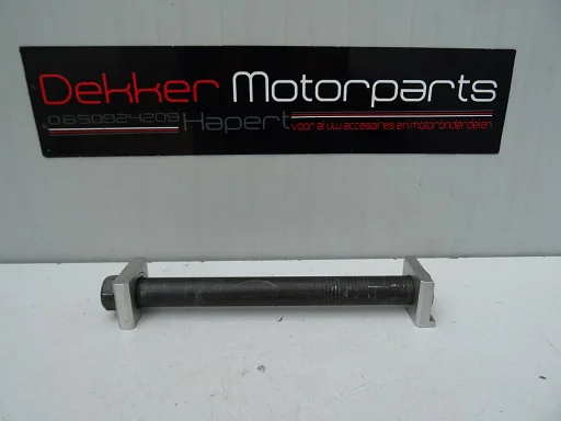 Complete Achter As Yamaha YZF R1 2004-2005-2006 RN12