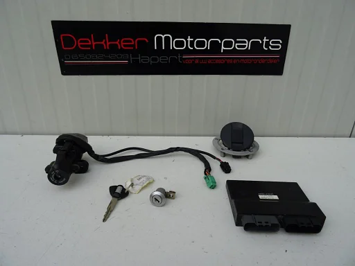 Complete Slotenset + ECU Unit Suzuki GSXR1000 2005-2006 K5