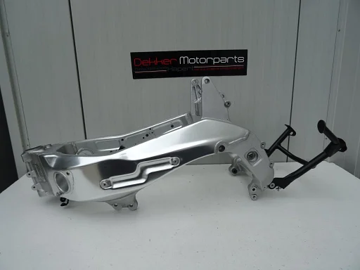 Frame metCompleet Nederlands kenteken Aprilia RST1000 Futura