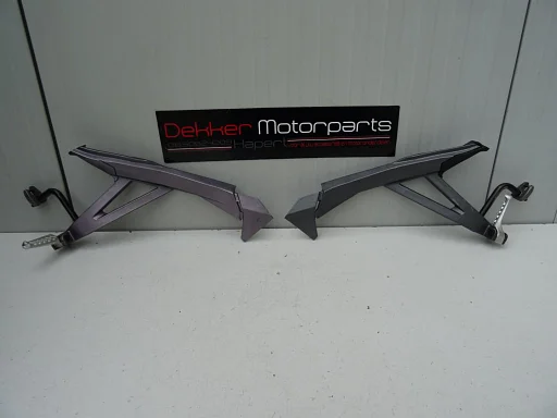 Set Duo / Passagiers Voetsteunen Aprilia RST1000 Futura 2001