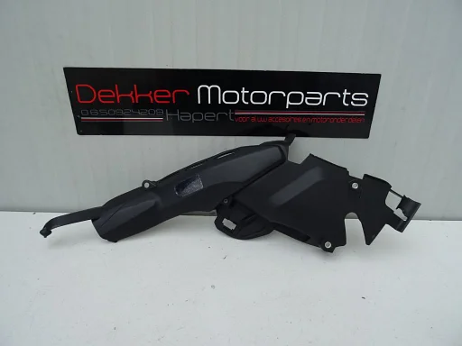 Uitlaat afwerkkap / Catalisator Yamaha YZF R1 2007-2008 RN19