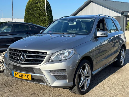 Mercedes-Benz ML 250 M-klasse CDI AMG Pakket Telhado de pano 2014 carro de reboque ML