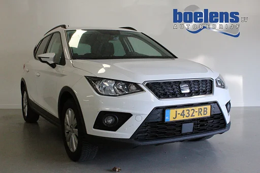 Seat Arona 1.0 TSI Style Business Intense | trailer coupling | air conditioning | camera | 16'LMV | ACC | CARPLAY | DAB | navigatie |