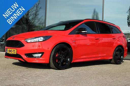 Ford Focus WAGON 1.5 150PK RED EDITION ST-LINE | CARPLAY | PDC | PRIVACY | SPORTUITLAAT