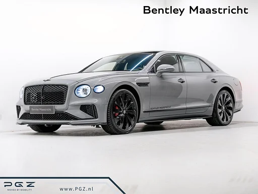 Bentley Flying Spur 4.0 V8 Hybrid Black Edition TOURING SPEC|ROTATING DISPLAY|