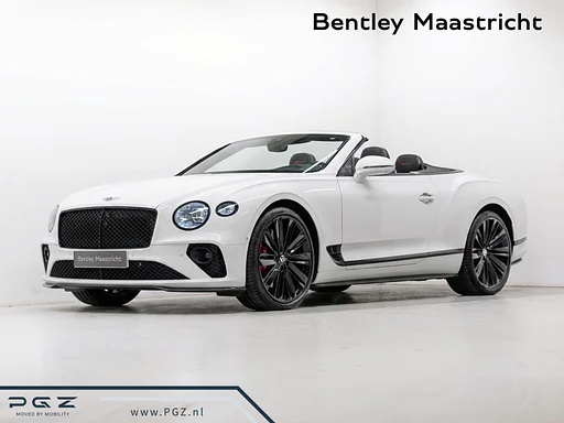 Bentley Continental GT Speed Convertible W12 AKRAPOVIC | CARBON | NAIM