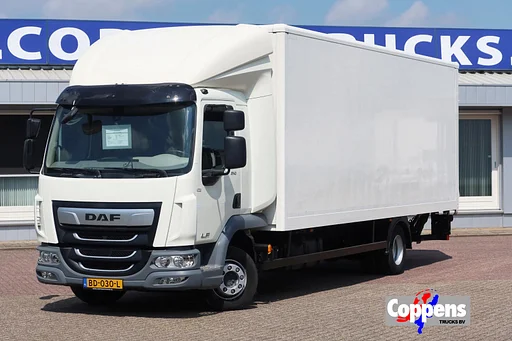 DAF LF 45 .210 Bak + Dhollandia 1500 Kg klep + slaapcabine