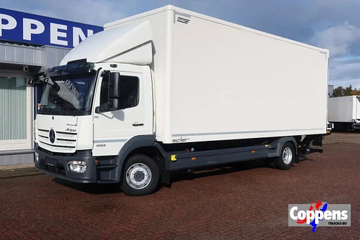 Mercedes-Benz Atego 1223 1223 L Bak + Klep Bar 3000 KG