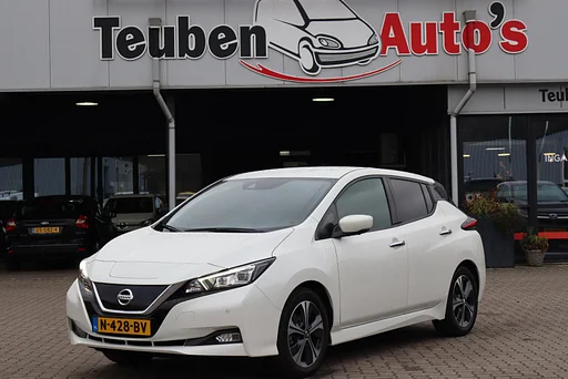 Nissan Leaf N-Connecta 40 kWh 91,1% SOH, navigatie, cruise control, 360 camera Stoelverwarming, Lederen interieur, air conditioning control
