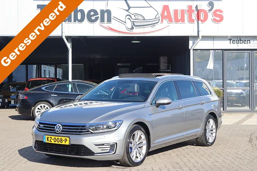Volkswagen Passat Variant 1.4 TSI GTE Connected Series Plus | Pano | attache remorque Elektrisch