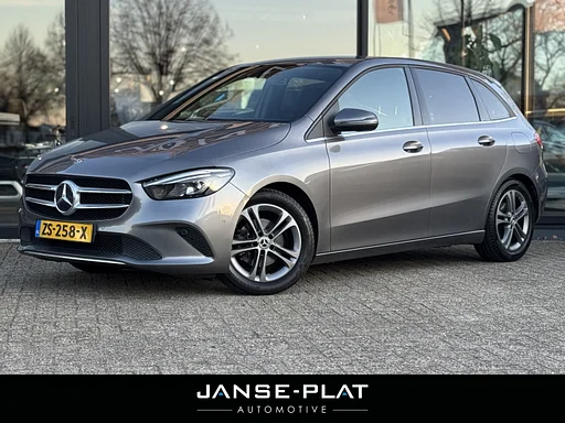 Mercedes-Benz B 180 AUT Business Solution | Camera | Elektrische achterklep | NL-AUTO