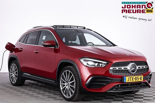 Mercedes-Benz GLA 250 e AMG Line | Tetto Pano | Full LED | auto da rimorchio | NAVI | PHEV .