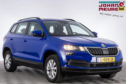 Skoda Karoq 1.5 TSI ACT Business Edition automatic | ECC | NAVI | trailer coupling .
