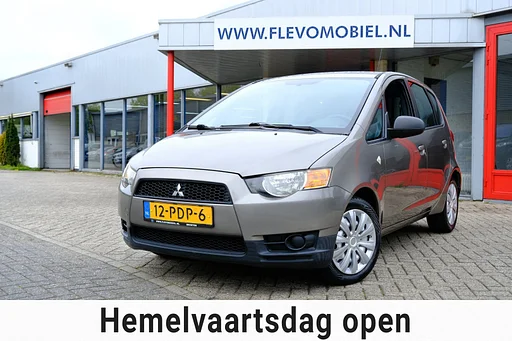 Mitsubishi Colt 1.1 Edition One 5 doors ar condicionado