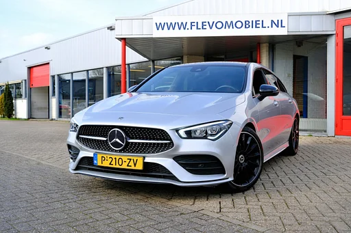 Mercedes-Benz CLA 180 Shooting Brake AMG Line Aut. Pano|Leder-Alcantara|LMV|Navi|Cam