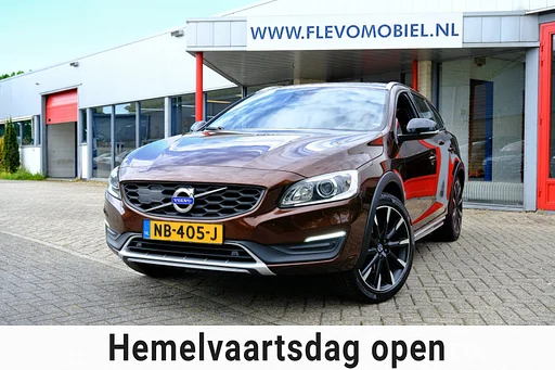 Volvo V60 Cross Country 2.0 D4 190pk Summum Pano|Xenon|1e Eig|Leder|Navi|LMV