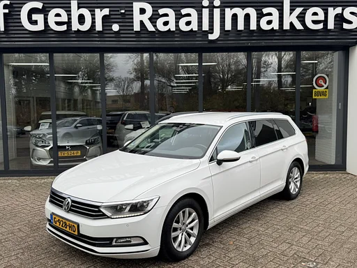 Volkswagen Passat Variant 1.6 TDI Highline*ACC*Navi*Camera*