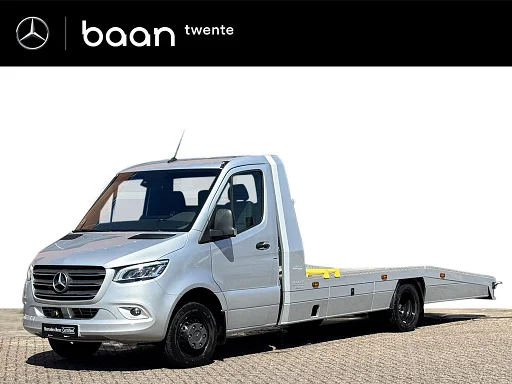 Mercedes-Benz Sprinter 319 3.0 V6 Oprijwagen | Luchtvering | LED | DISTRONIC | Trekhaak |
