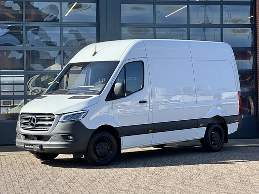 Mercedes-Benz Sprinter 317 L2H2 | 3,5t Trekhaak | Camera | LED | Certified 24 mnd garantie