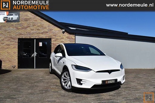 Tesla Model X 90D BASE 6P. LED, Navi, fényképezőgép vontatóautó