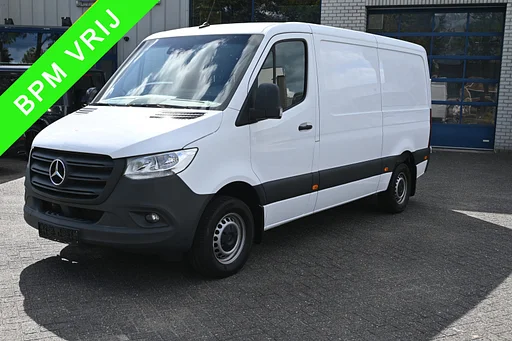 Mercedes-Benz Sprinter 317 CDI L2H1 RWD MBUX met navigatie en camera, Geveerde stoel, Brake assyst, Etc.
