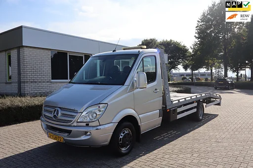 Mercedes-Benz Sprinter 516 2.2 CDI 432 Automaat (koppakking lek)