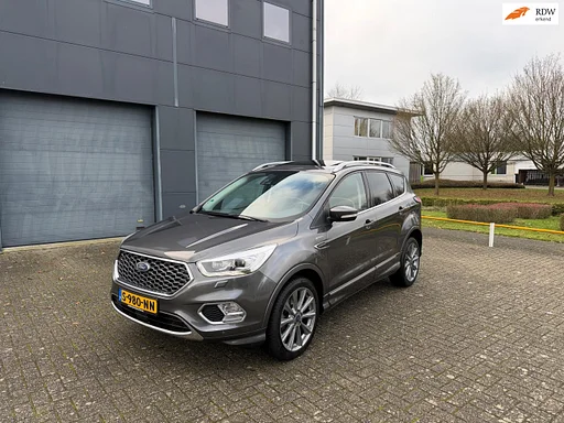 Ford Kuga 1.5 EcoBoost Vignale automatico 2018 tetto apribile