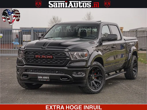Dodge RAM SPORT | 5.7 V8 4x4 HEMI | PANORAMA DAK | GROOTSCHEM 12 INCH | LPG | Diamond Black Pearl | CREW CAB | DUBBELE CABINE | 5 PERSOONS | DC | VOORRAAD NR 2559 - 3308