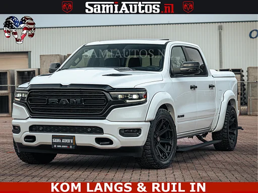 Dodge Ram 1500 Limited Night | 5.7 V8 Hemi Full Option | LPG | Comfortabele Dubbele Cabine met Royale 5 Zitplaatsen | De Meest Luxe en Volle Pick-Up in zijn Klasse | BPM vrij | Nu Leverbaar uit Voorraad | Voorraad Nr v45lp