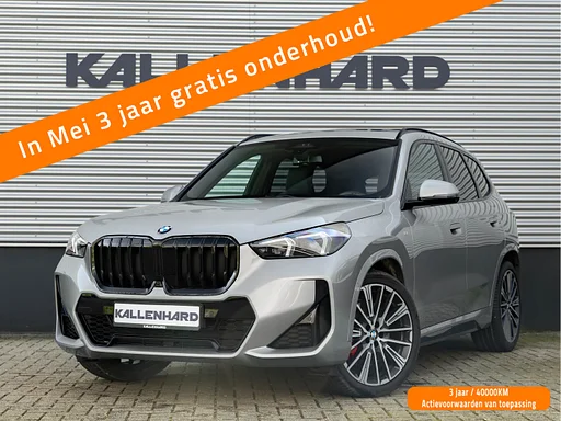 BMW X1 sDrive18i - Pano - Trekhaak - Memoryzetels - Head-up - ACC