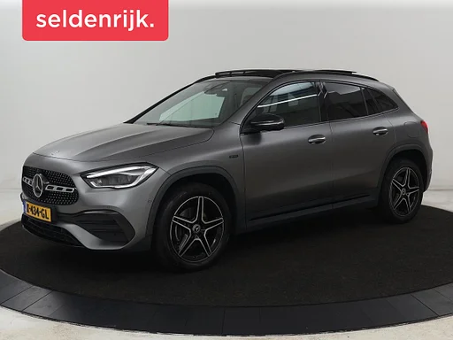 Mercedes-Benz GLA 250 250e AMG Limited | Tetto Pano | auto da rimorchio | Adaptive cruise | sedili riscaldati | Memory | Matrix LED | Leder/Alcantara | navigatie | macchina fotografica | Sfeerverlichting | PHEV | Plug In