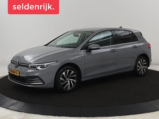 Volkswagen Golf 1.4 eHybrid Style | Head-Up | sedili riscaldati | auto da rimorchio | Sfeerverlichting | Massage | macchina fotografica | Keyless | Matrix LED | Carplay | Adaptive cruise | Memory | aria condizionata control | PHEV | Plug In