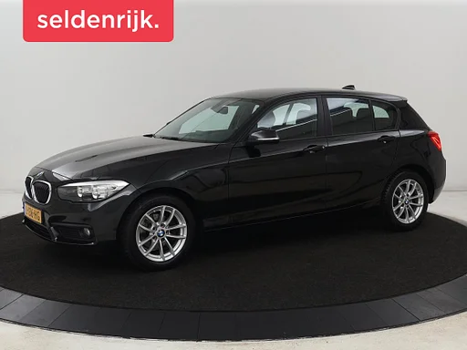 BMW 116 1-serie 116d | navigatie | Parkeerhulp | ar condicionado | Controle de cruzeiro | Bluetooth | Keyless Start