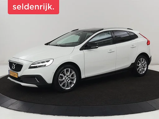 Volvo V40 Cross Country 1.5 T3 Polar+ Luxury | Tetto Pano | Leder | auto da rimorchio | Harman/Kardon | sedili riscaldati | macchina fotografica | Keyless | Full LED | Park Assist | aria condizionata control | Cruise Control