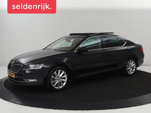 Skoda Superb 1.5 TSI Style Business | Tetto Pano | Leder | Adaptive cruise | sedili riscaldati | macchina fotografica | Bi-Xenon | navigatie | Dodehoek detectie | Getint glas