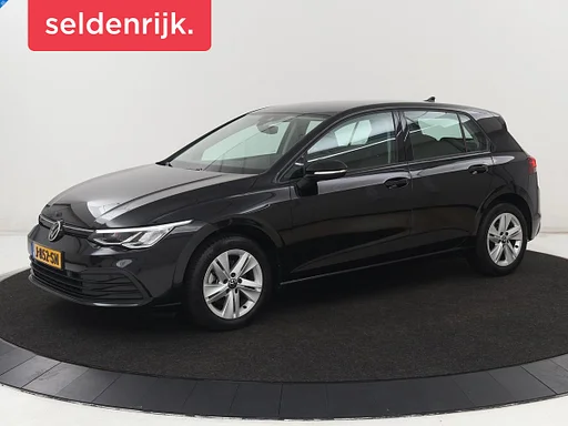 Volkswagen Golf 1.0 TSI Life | Carplay | navigatie | Adaptive cruise | Full LED | Digital Cockpit | Sfeerverlichting | aria condizionata control | Bluetooth | Parkeerhulp
