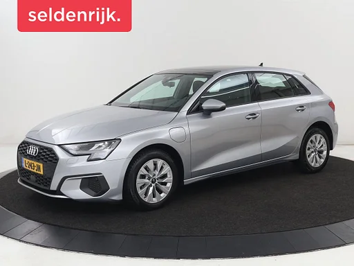 Audi A3 40 TFSIe Edition | SOH 94% | Tetto Pano | Carplay | Virtual Cockpit | aria condizionata control | Parkeerhulp | Cruise Control | Bluetooth | Full LED | DAB | PHEV | Plug In