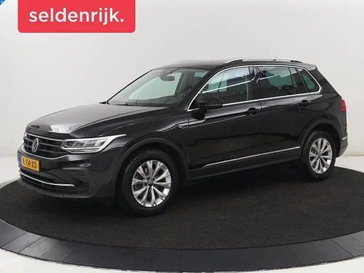 Volkswagen Tiguan 1.5 TSI Life Business | Leder | assentos aquecidos | Keyless | Carplay | Adaptive cruise | navigatie | Parkeerhulp | Full LED | Stuurverwarming | Virtual Cockpit | ar condicionado control | DAB | Bluetooth
