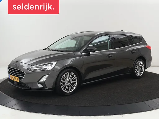 Ford Focus 1.5 EcoBoost Titanium | pierwszy właściciel | Head-Up | hak holowniczy | podgrzewane siedzenia | Adaptive cruise | kamera | Carplay | Full LED | klimatyzacja control | Park Assist | Bluetooth | Getint glas