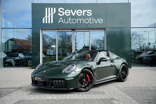 Porsche 992 3.6 T-Hybrid Targa 4 GTS | SportDesign Pakket | Porsche InnoDrive inclusief adaptieve Controle de cruzeiro | Adaptieve bancos desportivos Plus, elektrisch 18-voudig com geheugenpakket | Club leder Cognac | Liftsysteem |