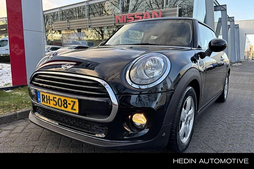 MINI Cooper Mini 1.5 Business | Nav | Bluetooth | légkondicionáló | Parkeersensor |