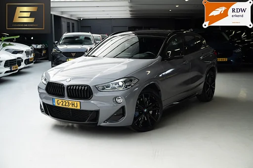BMW X2 M35i | Alcantara stoelen | Schuif/kantel dak | heated seats | HUD