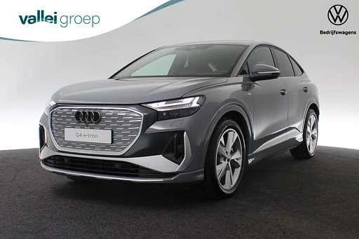 Audi Q4 e-tron Sportback S Edition 45 82 kWh 286 pk quattro | Trekhaak | S-Line | Comfort Pakket | Dode hoek assistent |